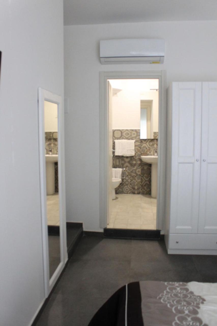 B&B Alambrado Rooms & Suites Napoli Ngoại thất bức ảnh